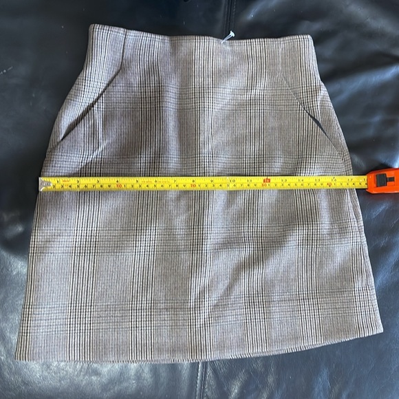& Other Stories check mini skirt in brown - Picture 6 of 12
